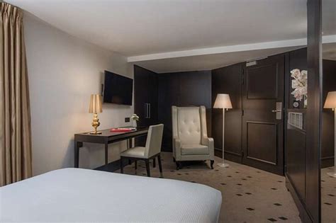 beauchamps hotel paris|NH Paris Champs.